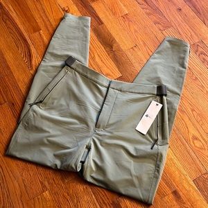 Lululemon esker slim pants green size 6